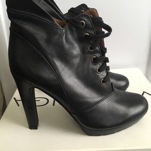 MRKT Platform bootie size 8.5 gently used